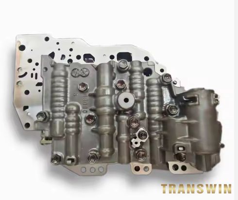 New Taken vavle body U440E YLB-U440E-XC for Ford Fiesta Toyota
