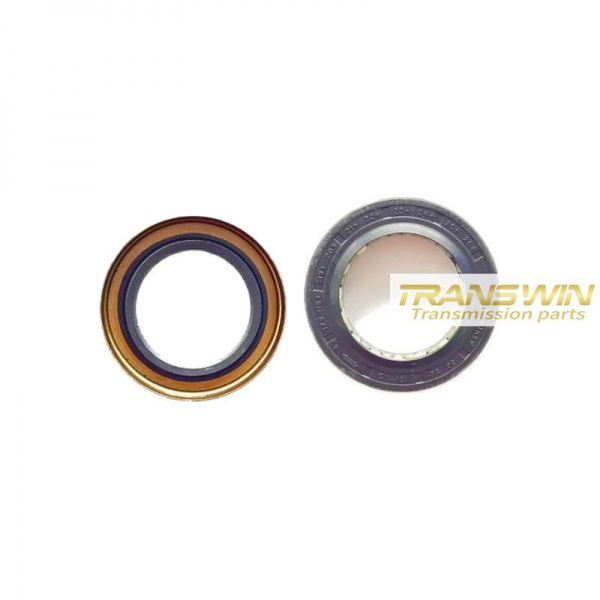 VT2 Oil Seal/Half Axle - T002641A
